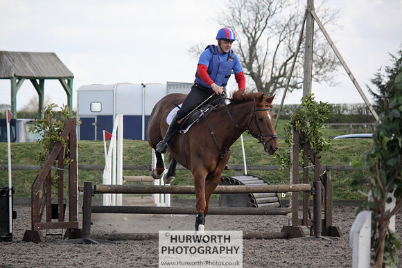 Hurworth Good Friday Show Cross 093