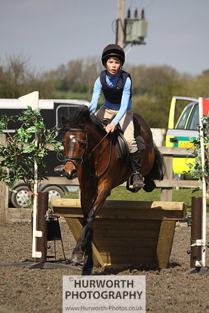 Hurworth Good Friday Show Cross 048