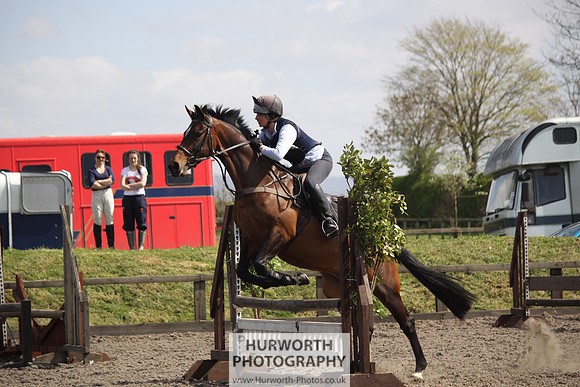 Hurworth Good Friday Show Cross 172