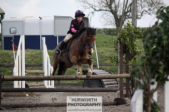 Hurworth Good Friday Show Cross 063