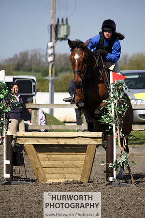 Hurworth Good Friday Show Cross 007