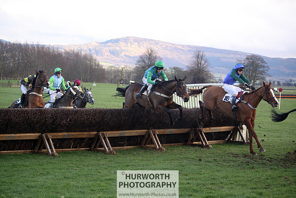 Hurworth Point to Point Maiden Div I 056