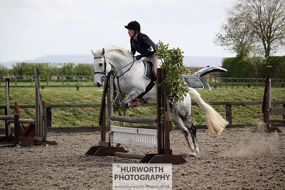 Hurworth Good Friday Show Cross 041