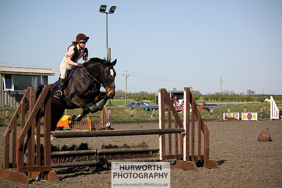 Hurworth Good Friday Show Cross 037