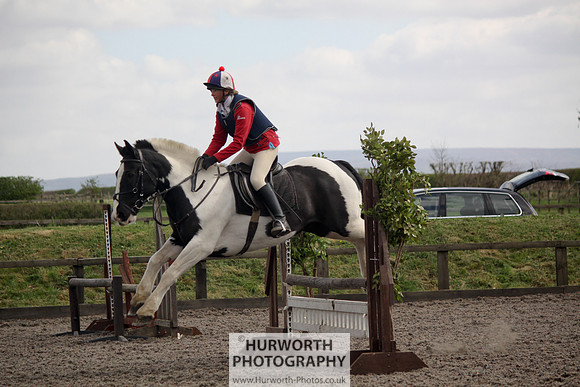 Hurworth Good Friday Show Cross 003