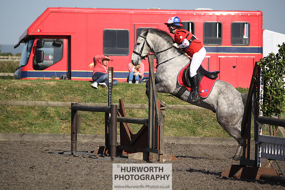 Hurworth Good Friday Show Cross 077