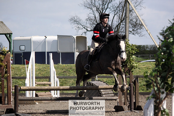 Hurworth Good Friday Show Cross 140