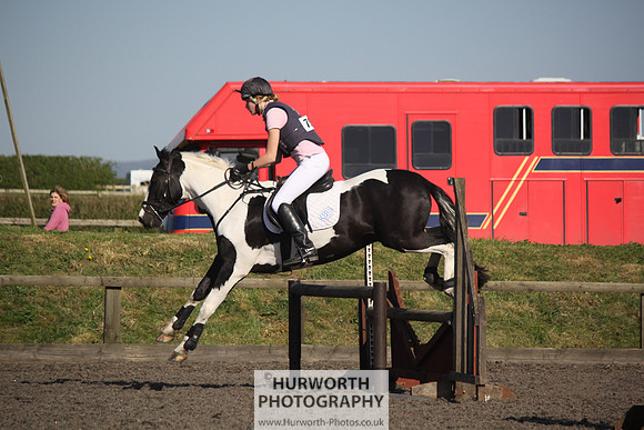 Hurworth Good Friday Show Cross 005