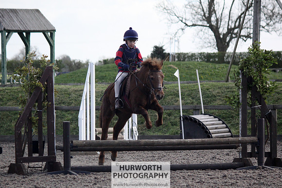 Hurworth Good Friday Show Cross 034