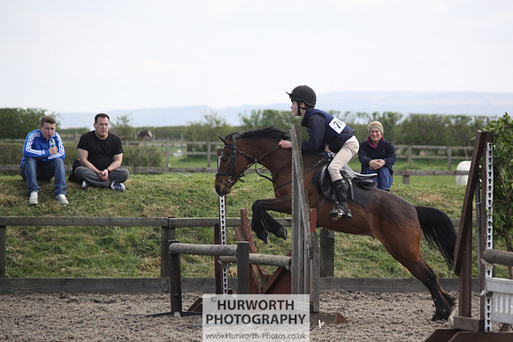 Hurworth Good Friday Show Cross 102