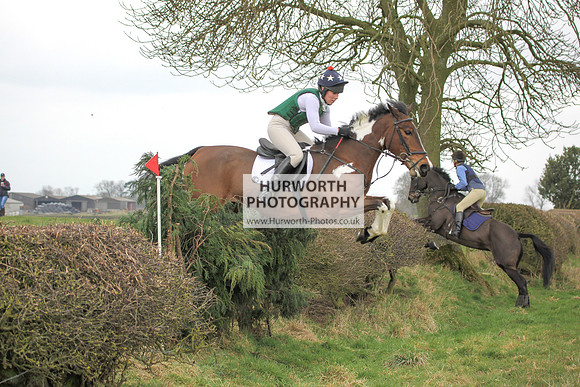 Hurworth Hunt Hedge Hop 030
