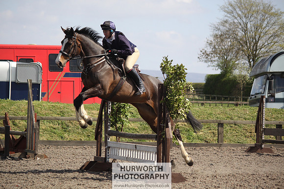 Hurworth Good Friday Show Cross 202