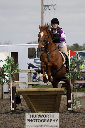 Hurworth Good Friday Show Cross 029