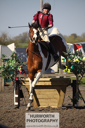Hurworth Good Friday Show Cross 027