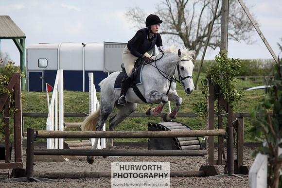 Hurworth Good Friday Show Cross 043
