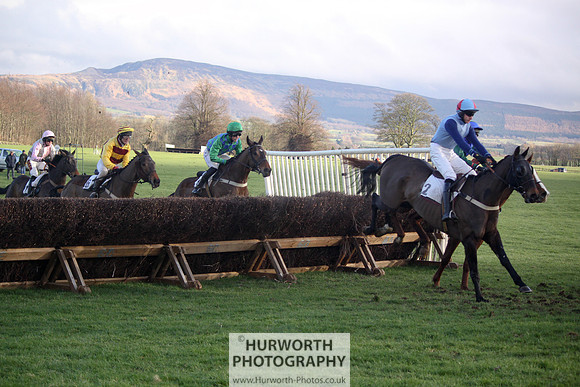 Hurworth Point to Point Maiden Div I 040