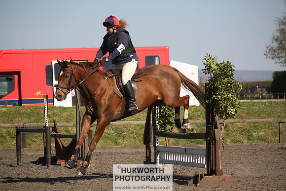Hurworth Good Friday Show Cross 031