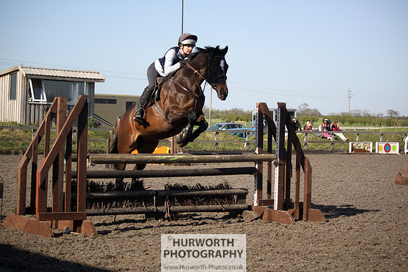 Hurworth Good Friday Show Cross 093