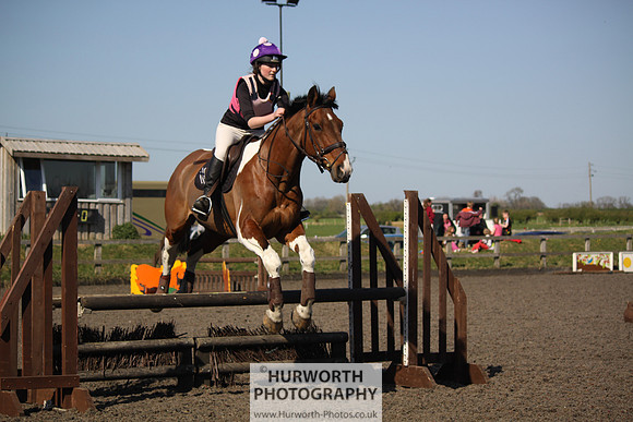 Hurworth Good Friday Show Cross 001