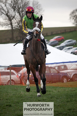 Hurworth Point to Point Maiden Div II 029