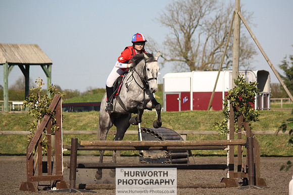 Hurworth Good Friday Show Cross 075