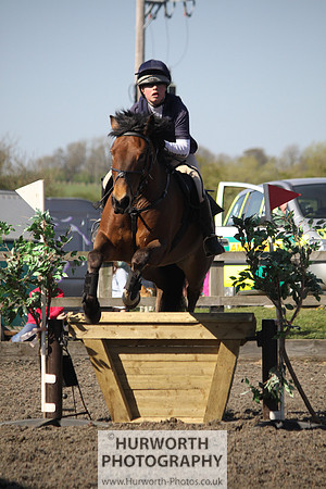 Hurworth Good Friday Show Cross 053