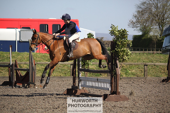 Hurworth Good Friday Show Cross 034