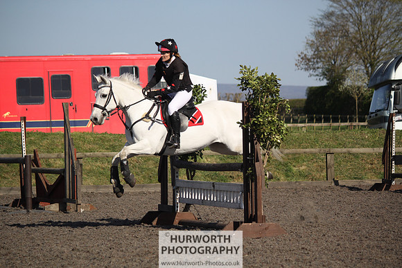 Hurworth Good Friday Show Cross 030