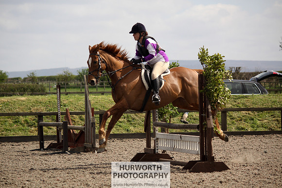 Hurworth Good Friday Show Cross 023