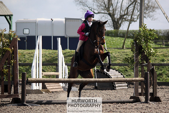 Hurworth Good Friday Show Cross 008