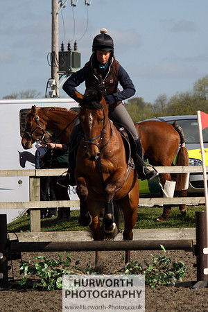 Hurworth Good Friday Show Cross 030