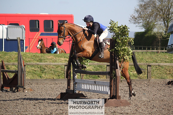 Hurworth Good Friday Show Cross 033