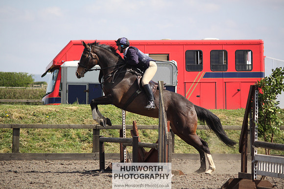 Hurworth Good Friday Show Cross 204