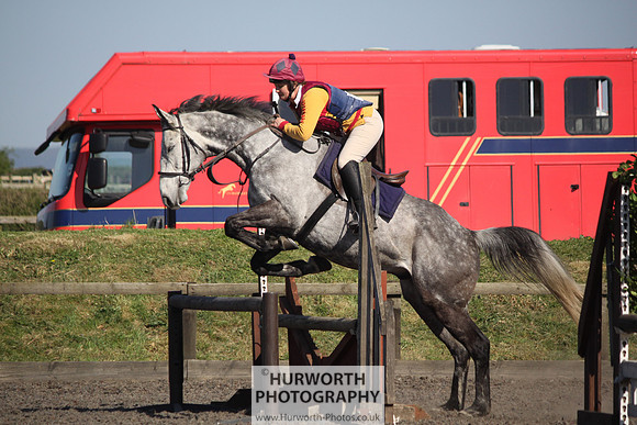 Hurworth Good Friday Show Cross 017