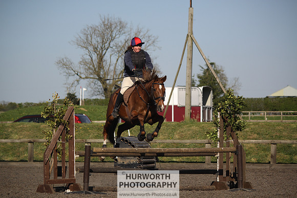Hurworth Good Friday Show Cross 041