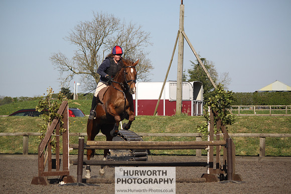 Hurworth Good Friday Show Cross 040