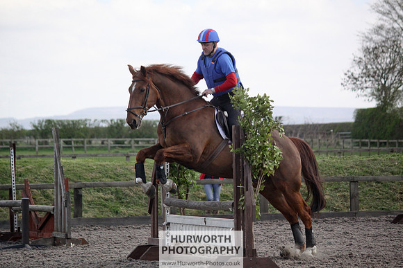 Hurworth Good Friday Show Cross 091