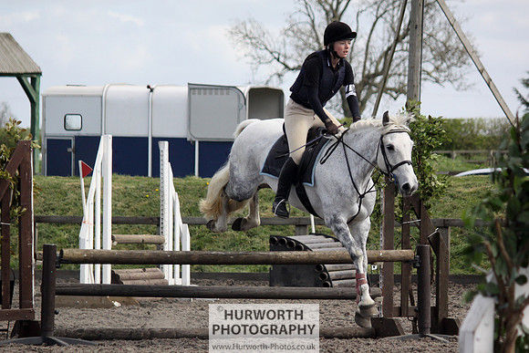 Hurworth Good Friday Show Cross 044