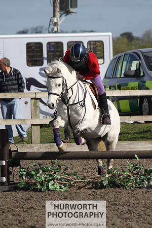 Hurworth Good Friday Show Cross 055