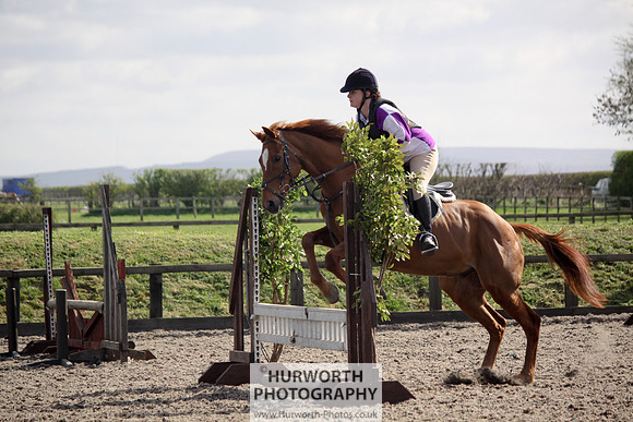 Hurworth Good Friday Show Cross 015